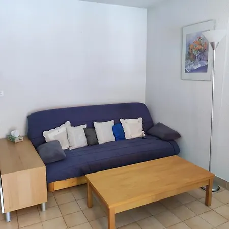 Apartamento F2 Dans Avec Piscine
